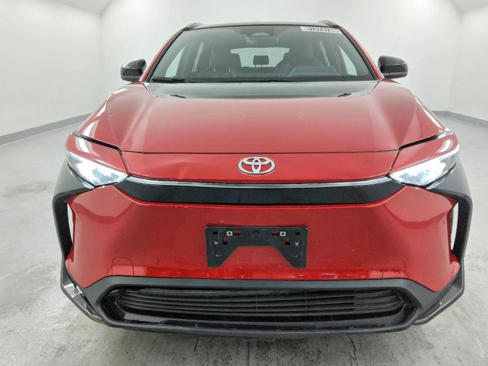 Toyota bZ4X, снимка 5 - Автомобили и джипове - 54945830
