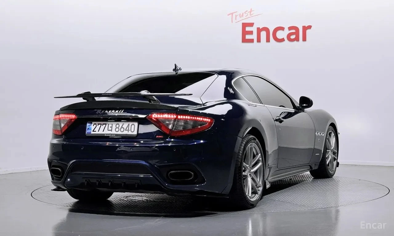 Maserati GranTurismo * 4.7* 2018* ЦЕНА ДО БГ* , снимка 2 - Автомобили и джипове - 54957422