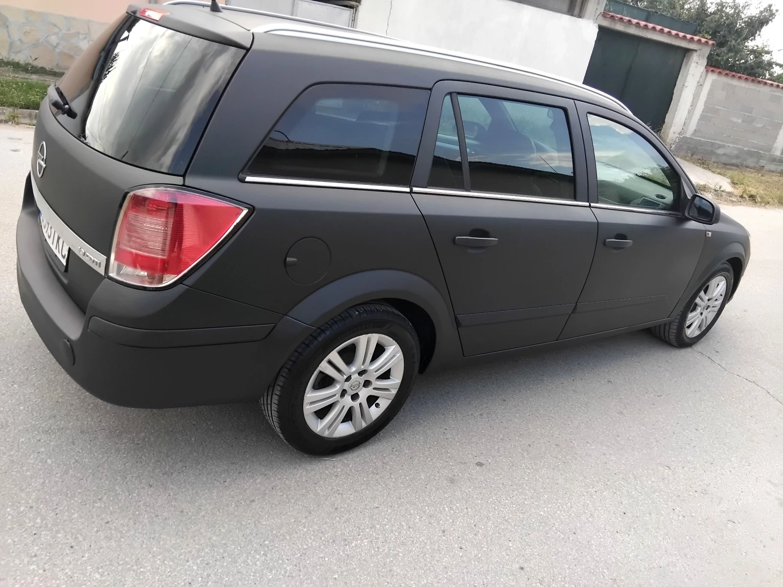 Opel Astra 1.9TDI.120k+ КЛИМА. 2007г , снимка 9 - Автомобили и джипове - 55326718