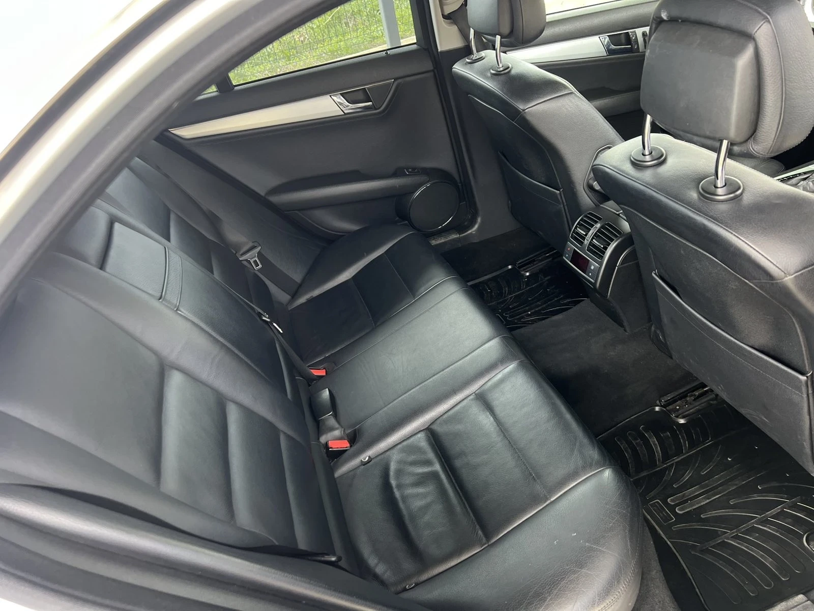 Mercedes-Benz 200 C200 KOMPRESSOR, снимка 9 - Автомобили и джипове - 55537113