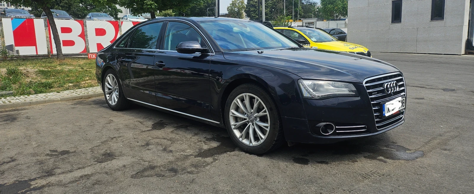 Audi A8