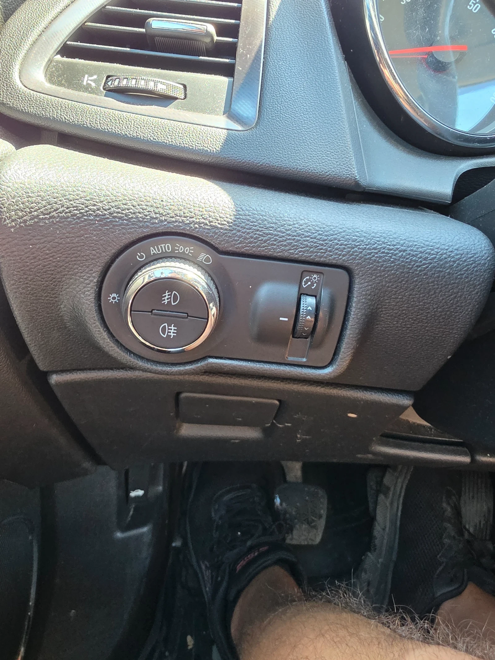 Opel Astra, снимка 14 - Автомобили и джипове - 55691697