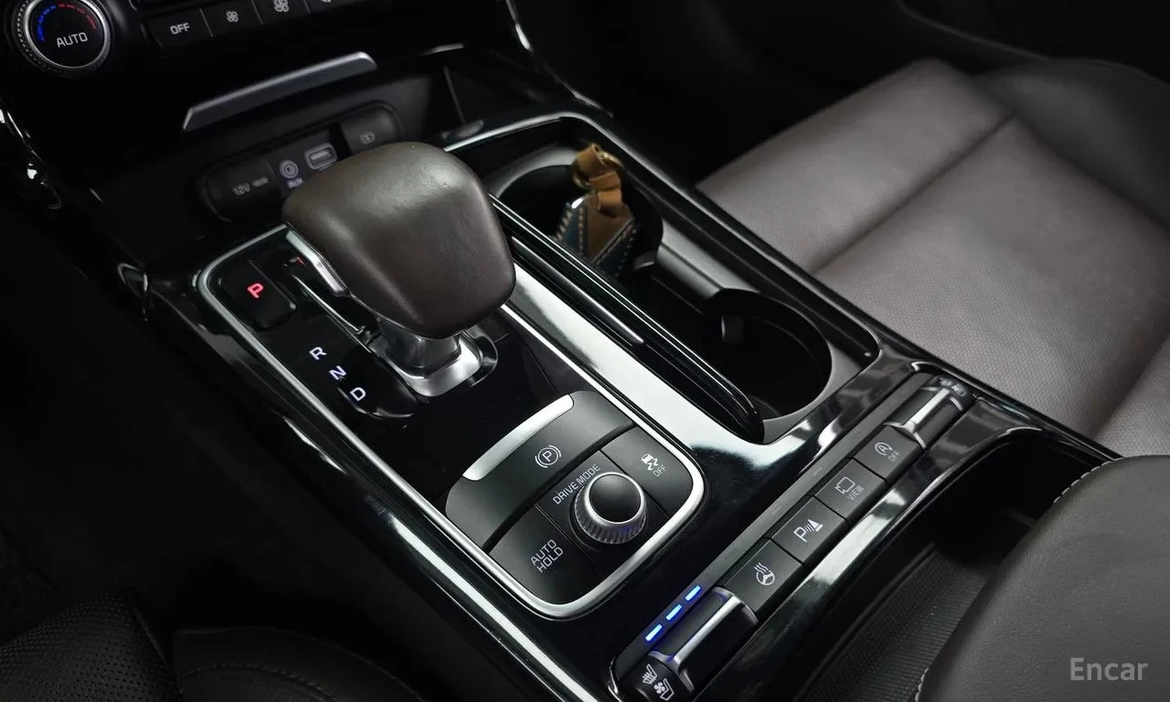 Kia Stinger 2.2 Diesel | АВТОФИНАНСИРАНЕ БЕЗ ПЪРВОНАЧАЛНА, снимка 9 - Автомобили и джипове - 55836828