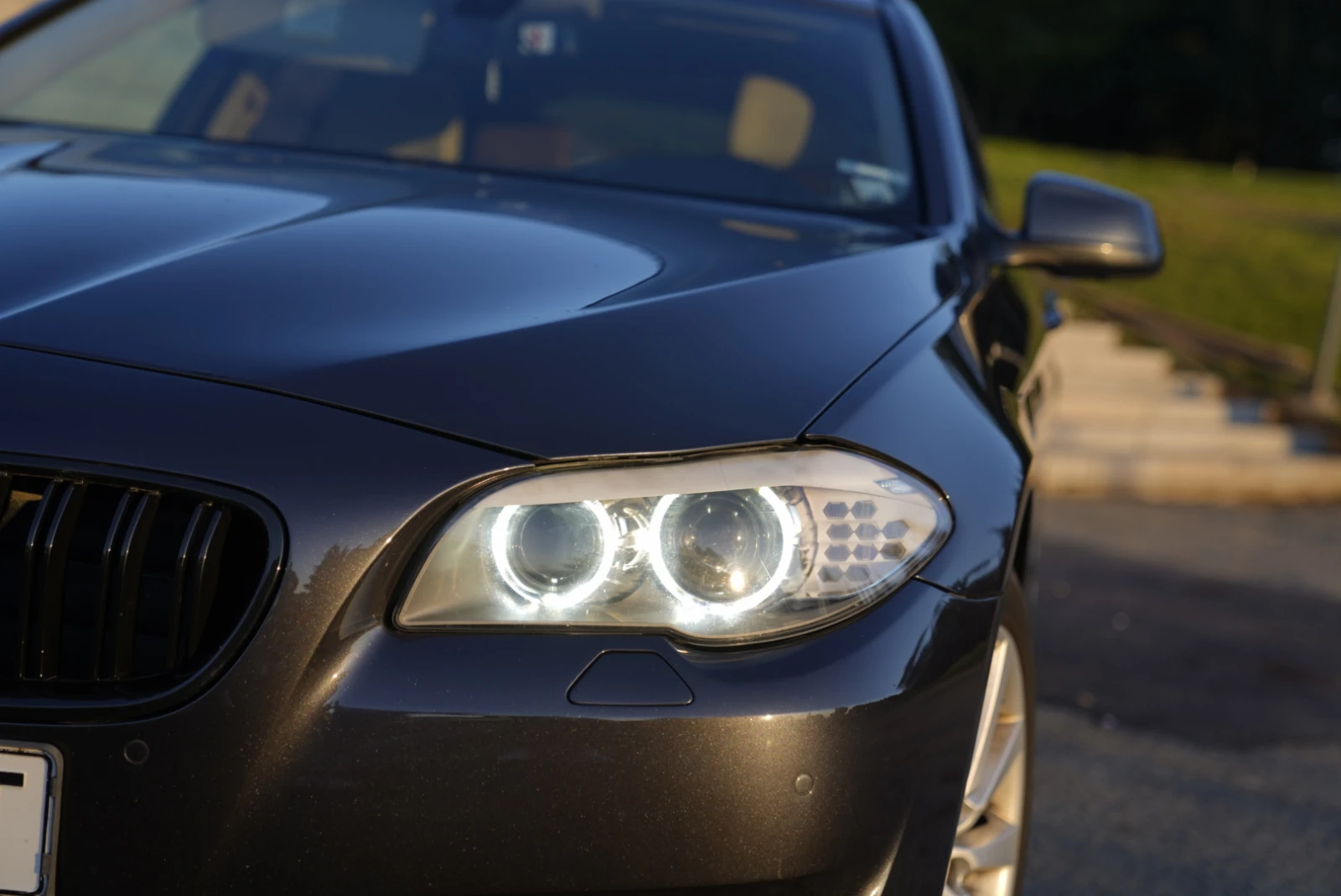 BMW 520 ГОЛЯМА НАВИГАЦИЯ* ПЕРА* КОЖА* BIXENON* ПАРКТРОНИК, снимка 3 - Автомобили и джипове - 56261096