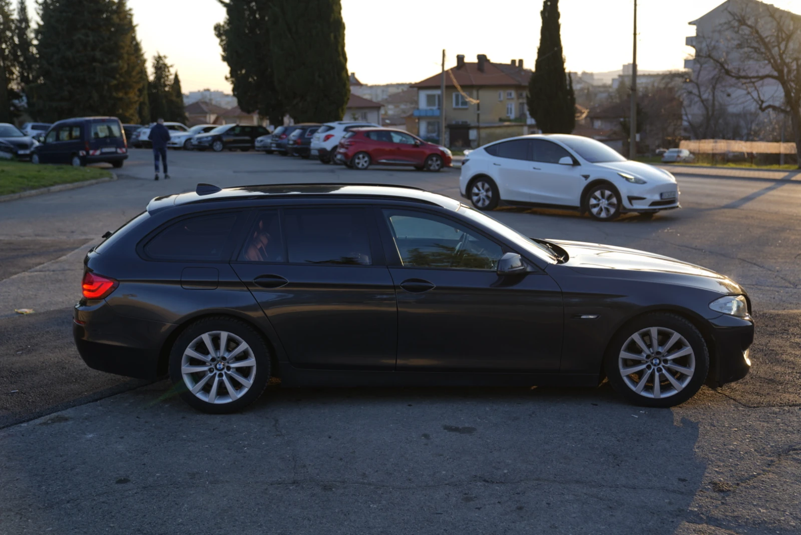 BMW 520 ГОЛЯМА НАВИГАЦИЯ* ПЕРА* КОЖА* BIXENON* ПАРКТРОНИК, снимка 6 - Автомобили и джипове - 56261096