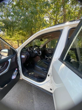 Mahindra XUV 500 2.2 Awd 4x4, снимка 8