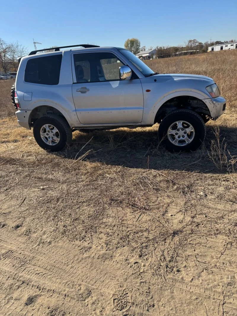 Mitsubishi Pajero 3.2 DID, снимка 3 - Автомобили и джипове - 47902695