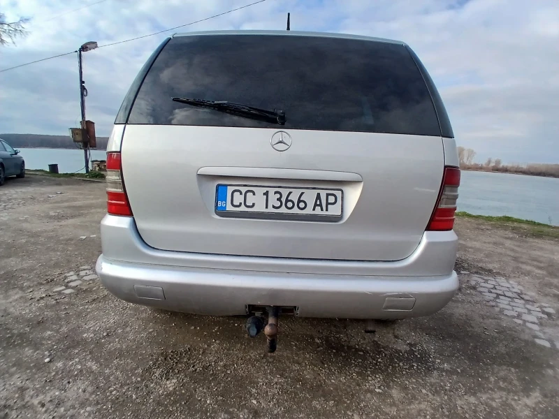 Mercedes-Benz ML 320, снимка 8 - Автомобили и джипове - 48982532