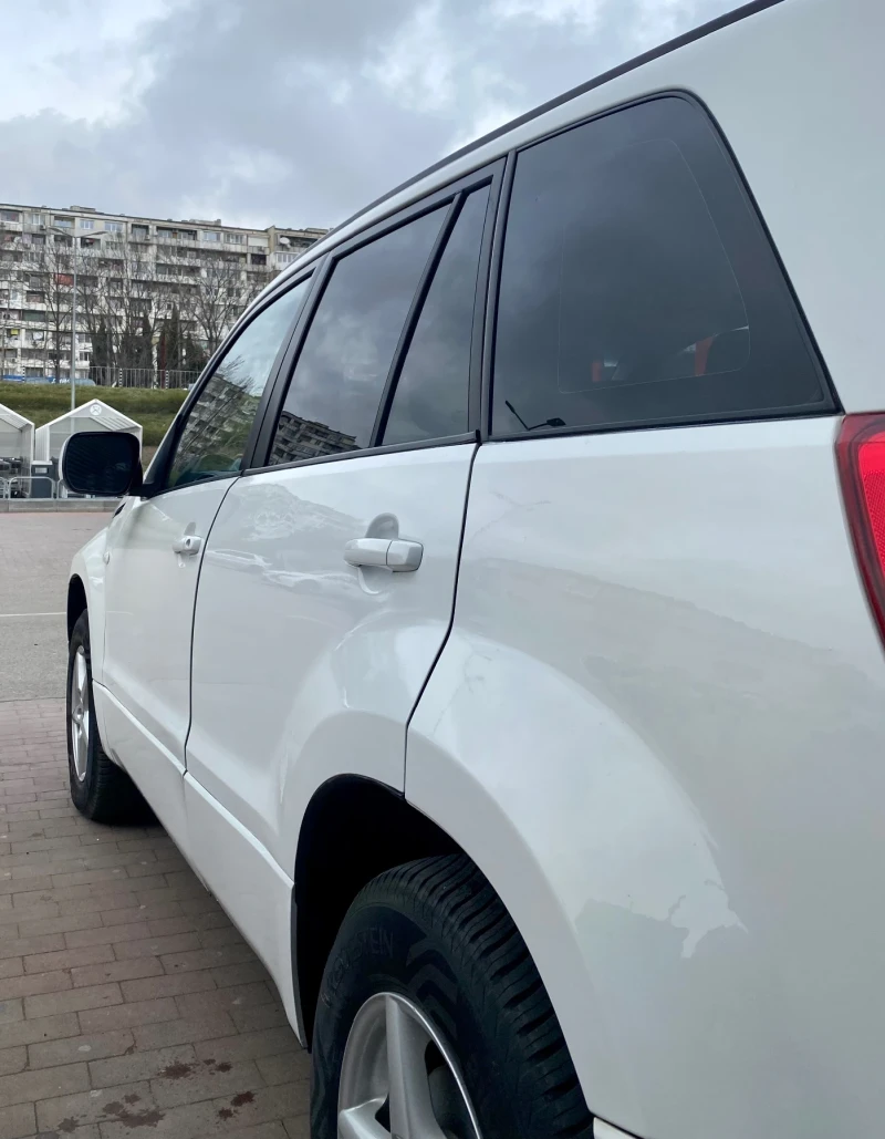 Suzuki Grand vitara 4x4 diesel, снимка 3 - Автомобили и джипове - 51430464