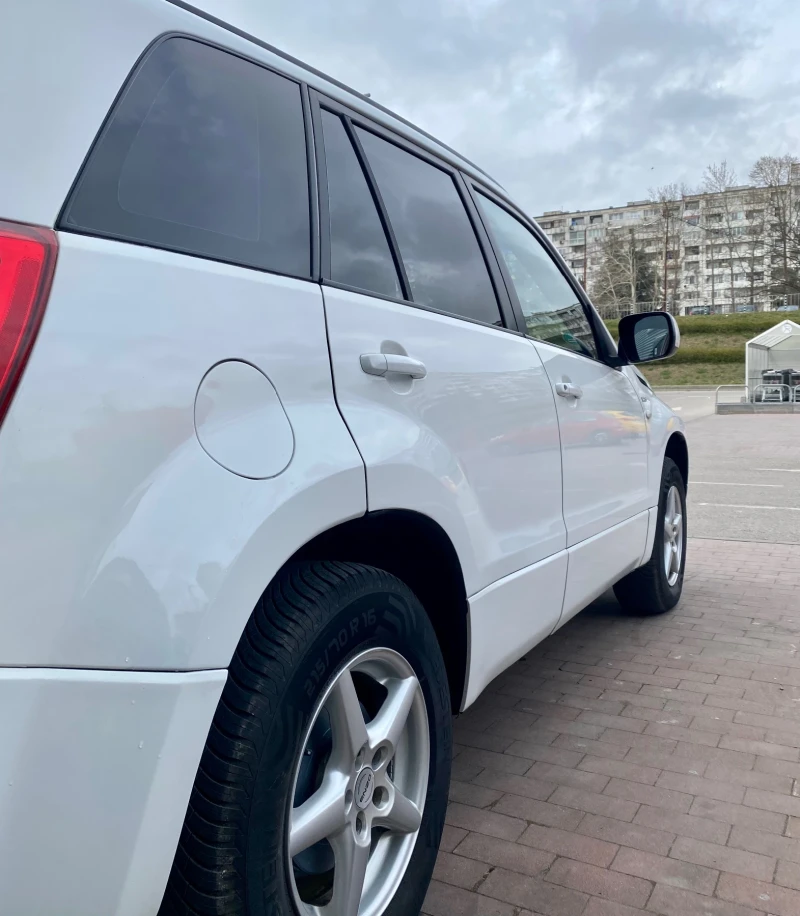 Suzuki Grand vitara 4x4 diesel, снимка 2 - Автомобили и джипове - 51430464