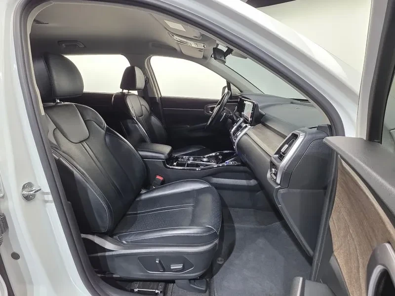 Kia Sorento DIESEL 2.2 2WD PRESTIGE, снимка 10 - Автомобили и джипове - 55349922