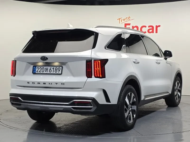 Kia Sorento DIESEL 2.2 2WD PRESTIGE, снимка 2 - Автомобили и джипове - 55349922
