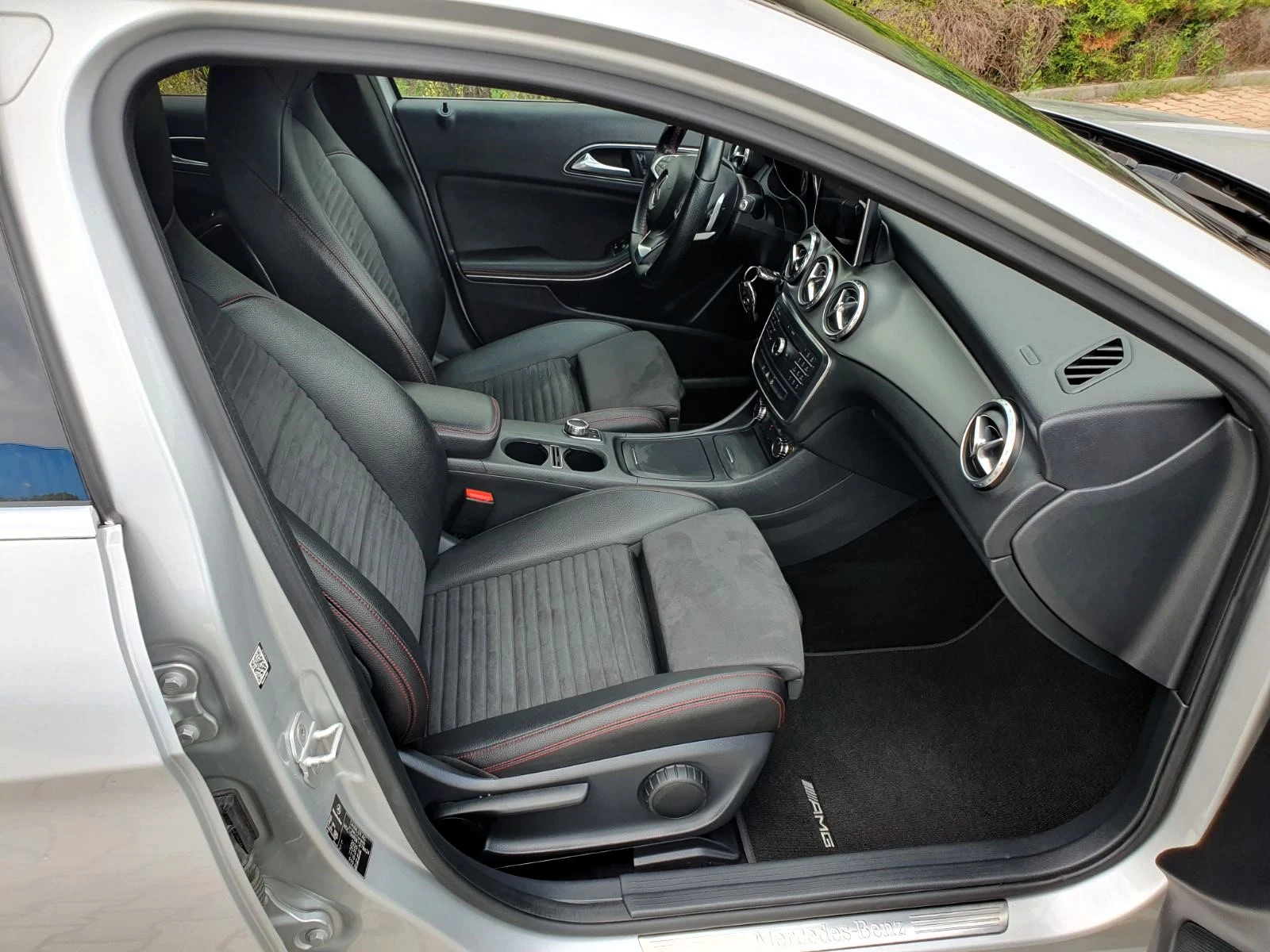 Mercedes-Benz GLA 200d AMG/G-Tronic | Mobile.bg   12