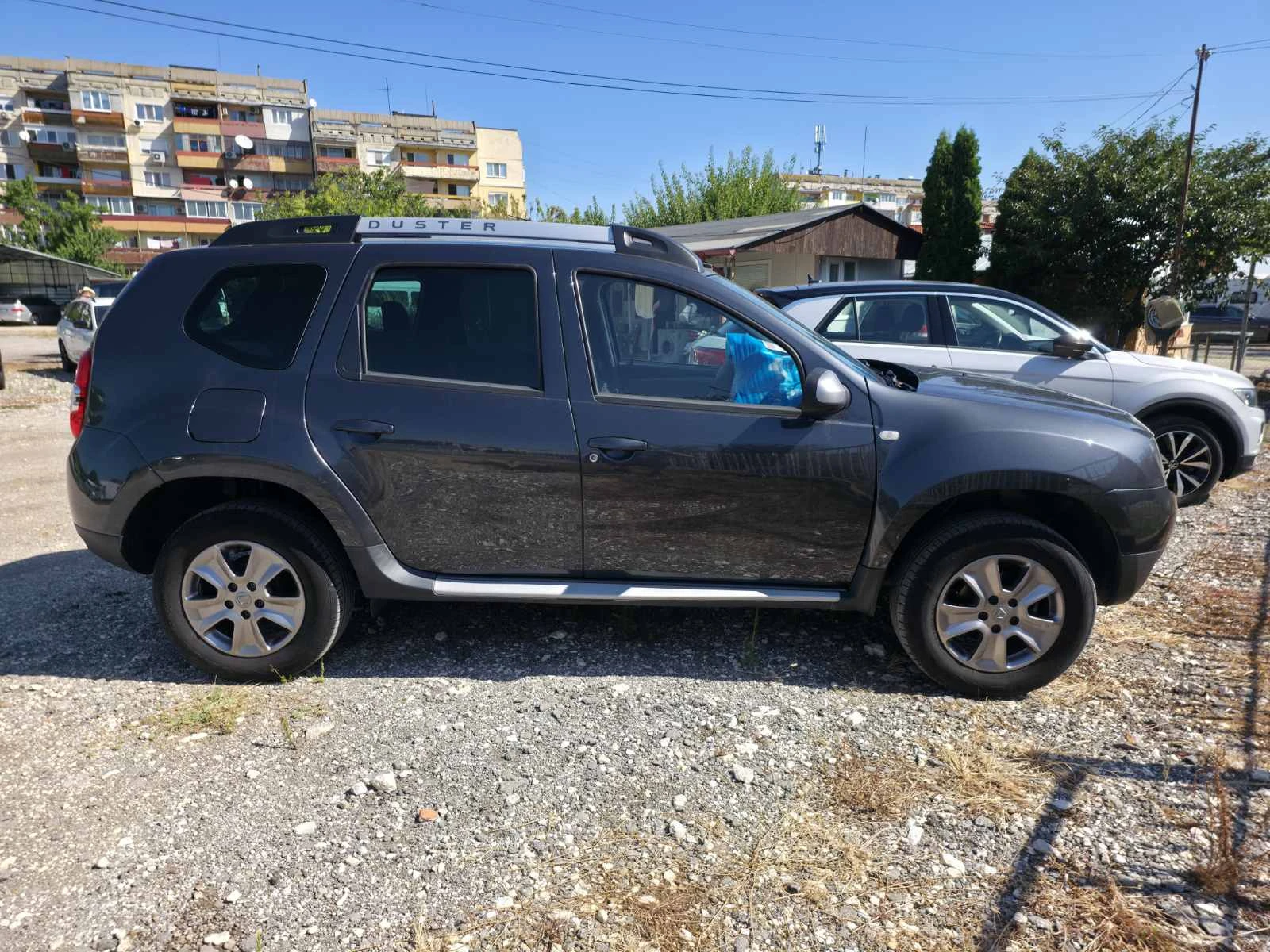 Dacia Duster 1.6 газ - изображение 3