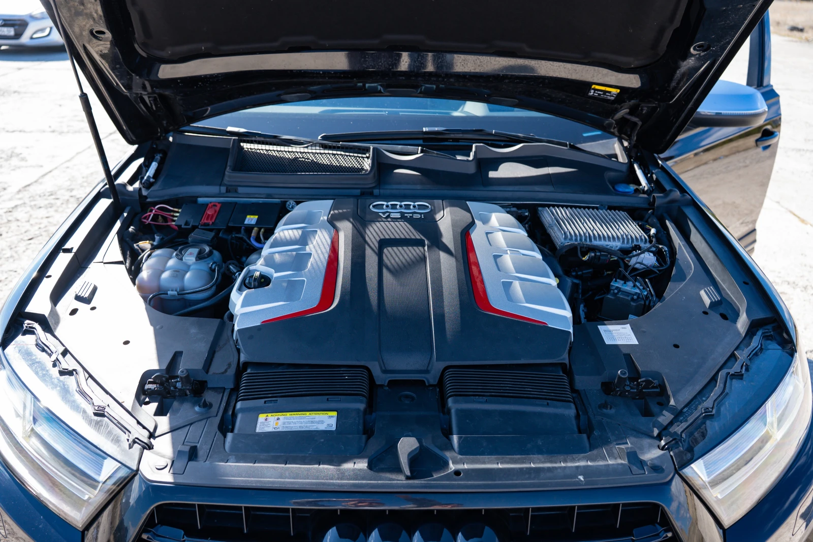 Audi SQ7  - изображение 9