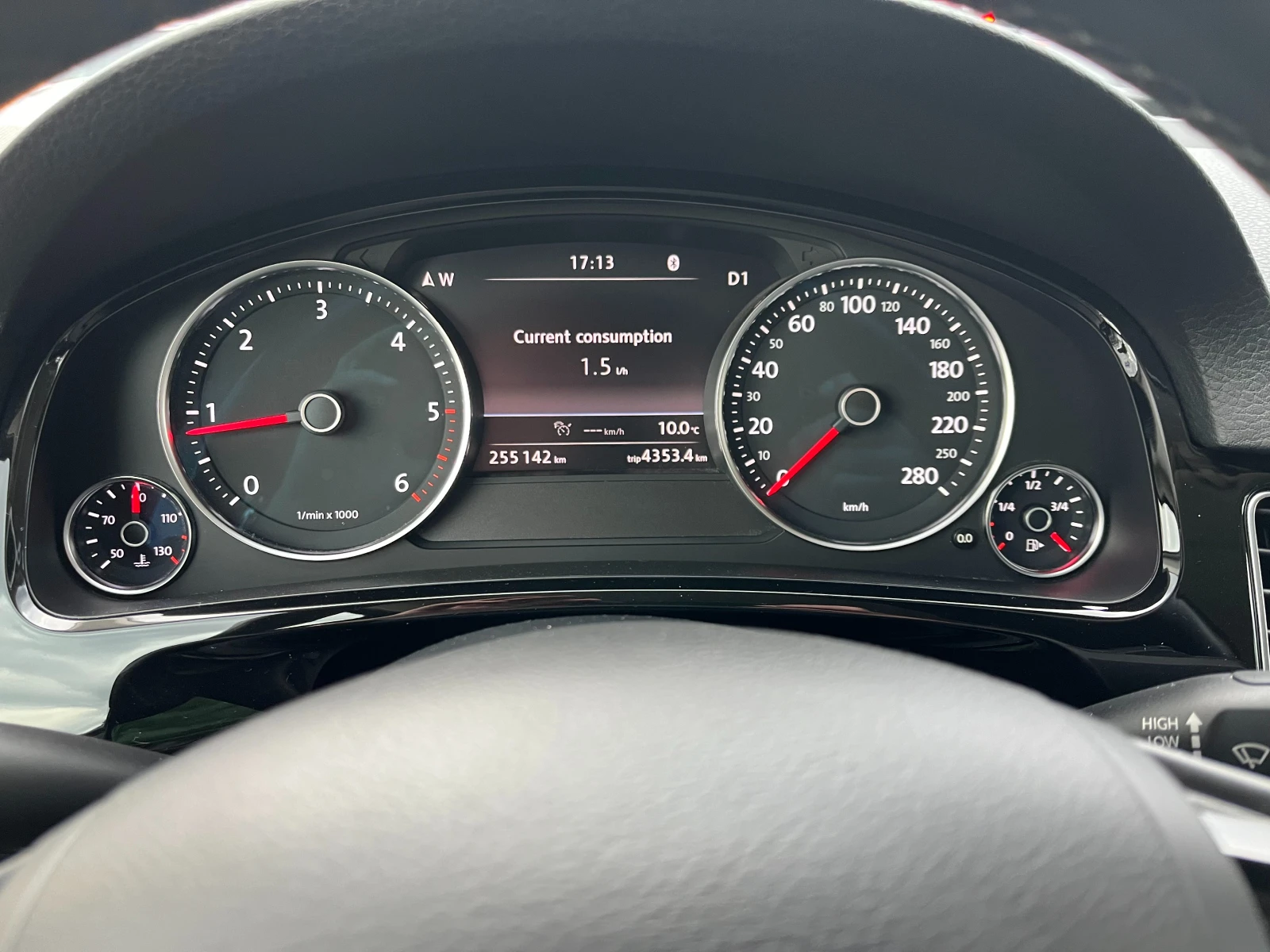 VW Touareg 3.0 TDI V6 | Mobile.bg   8