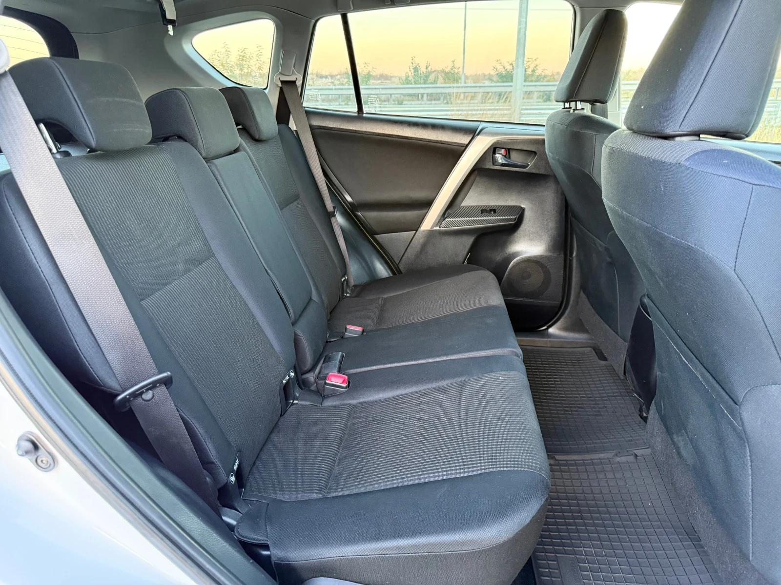 Toyota Rav4 2.0 D-4D / AWD 4X4 / TEMPOMAT / 186 000km !!! | Mobile.bg   13