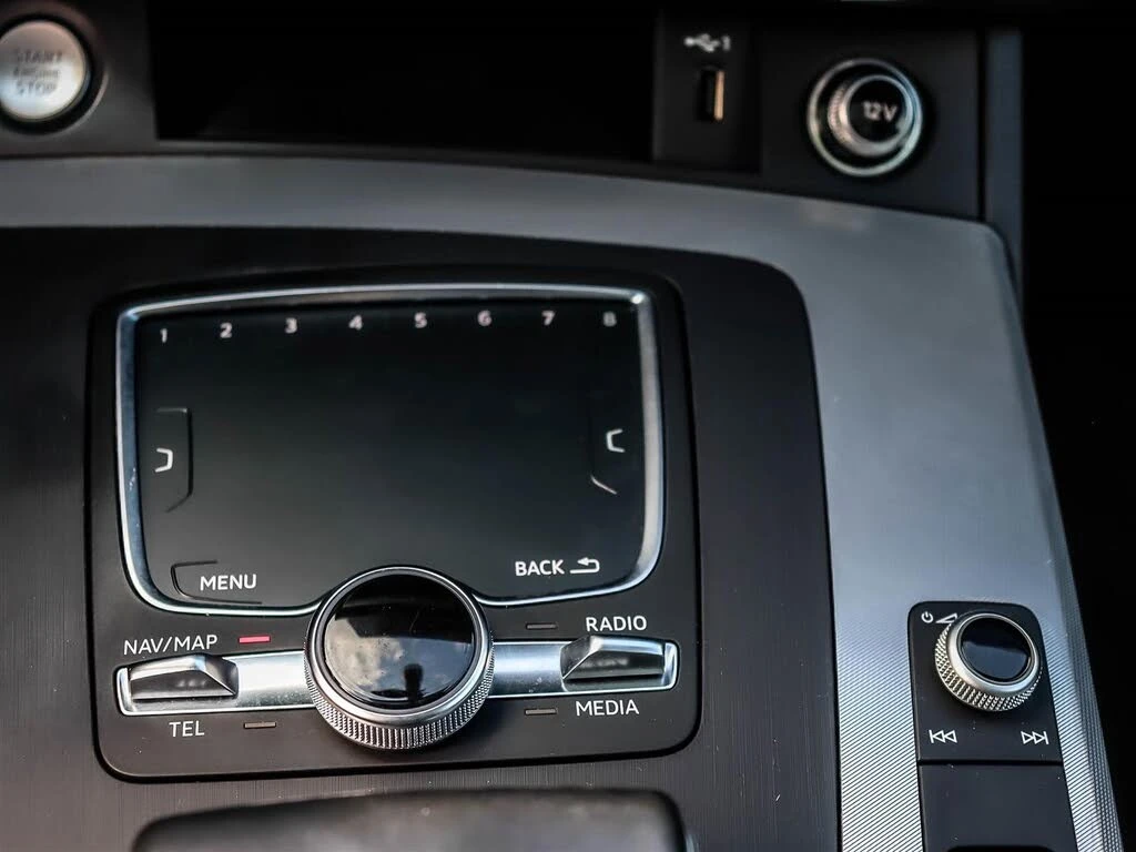 Audi Q5 * АвтоКредит * (ЦЕНА ДО БГ), снимка 14 - Автомобили и джипове - 54043850