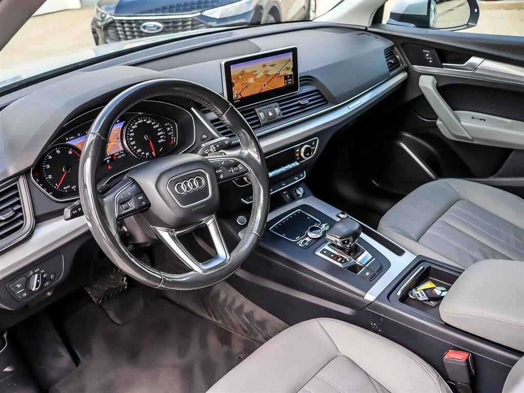 Audi Q5 * АвтоКредит * (ЦЕНА ДО БГ), снимка 7 - Автомобили и джипове - 54043850