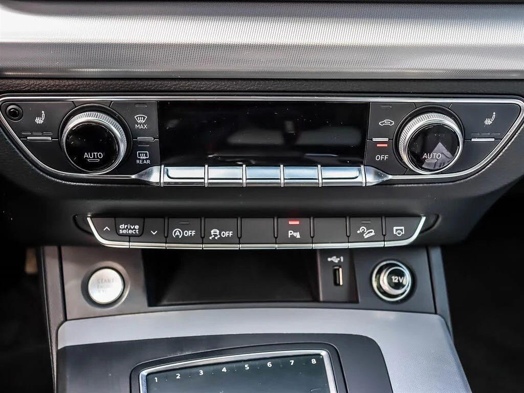 Audi Q5 * АвтоКредит * (ЦЕНА ДО БГ), снимка 13 - Автомобили и джипове - 54043850