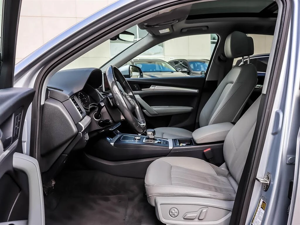 Audi Q5 * АвтоКредит * (ЦЕНА ДО БГ), снимка 6 - Автомобили и джипове - 54043850