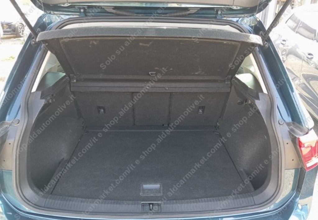 VW Tiguan 2.0 TDI Life, снимка 6 - Автомобили и джипове - 54471935