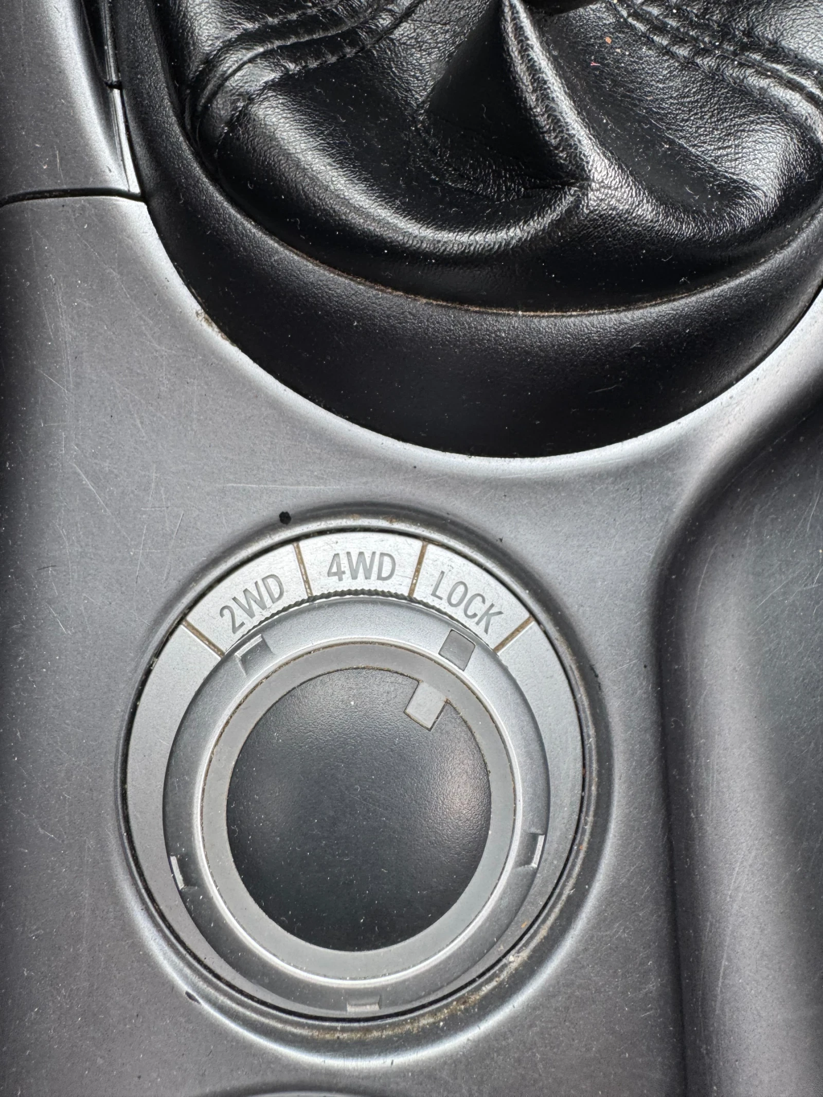 Peugeot 4007 2.2 Dizel, снимка 6 - Автомобили и джипове - 55093842