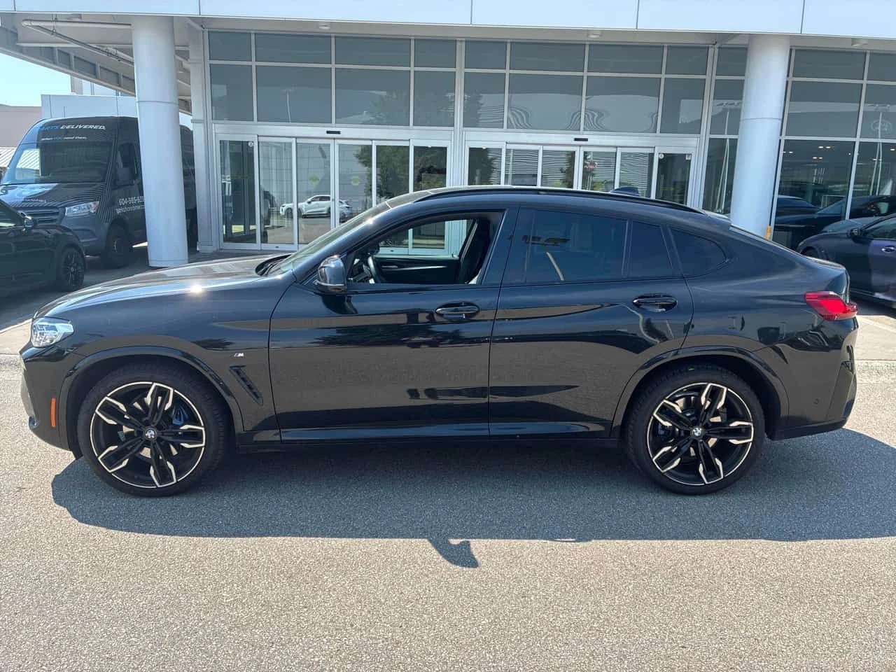 BMW X4 M40i/ОБДУХВАНЕ/ПАНОРАМА/ДИСТРОНИК/360, снимка 3 - Автомобили и джипове - 55184135