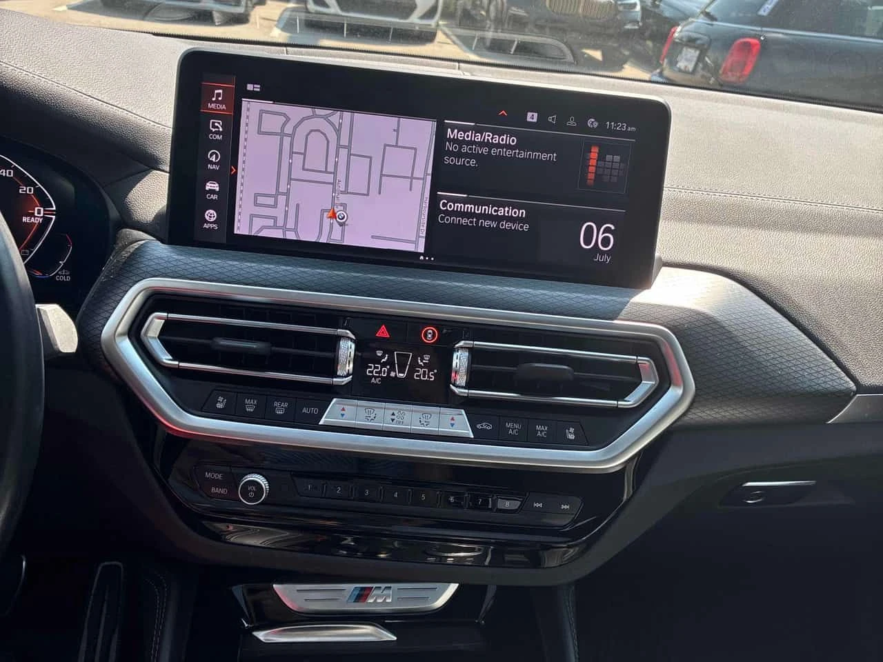 BMW X4 M40i/ОБДУХВАНЕ/ПАНОРАМА/ДИСТРОНИК/360, снимка 9 - Автомобили и джипове - 55184135