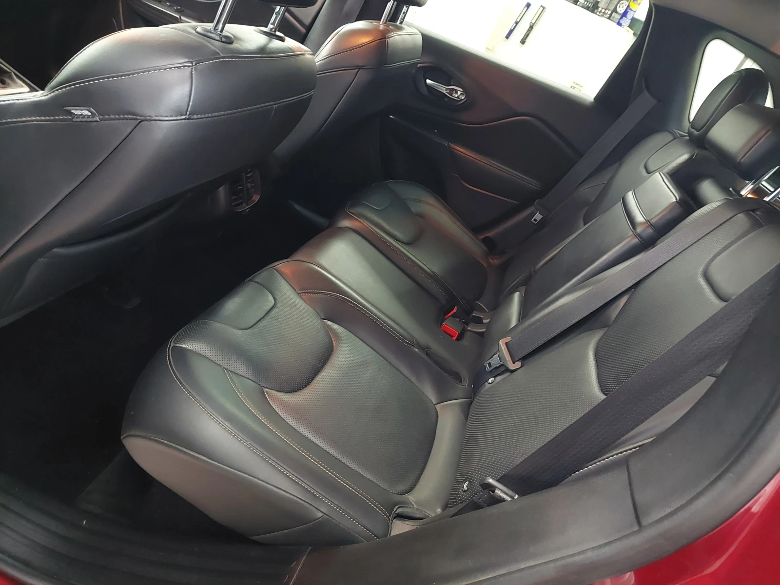 Jeep Cherokee 4�4 | Mobile.bg � ����������� 15