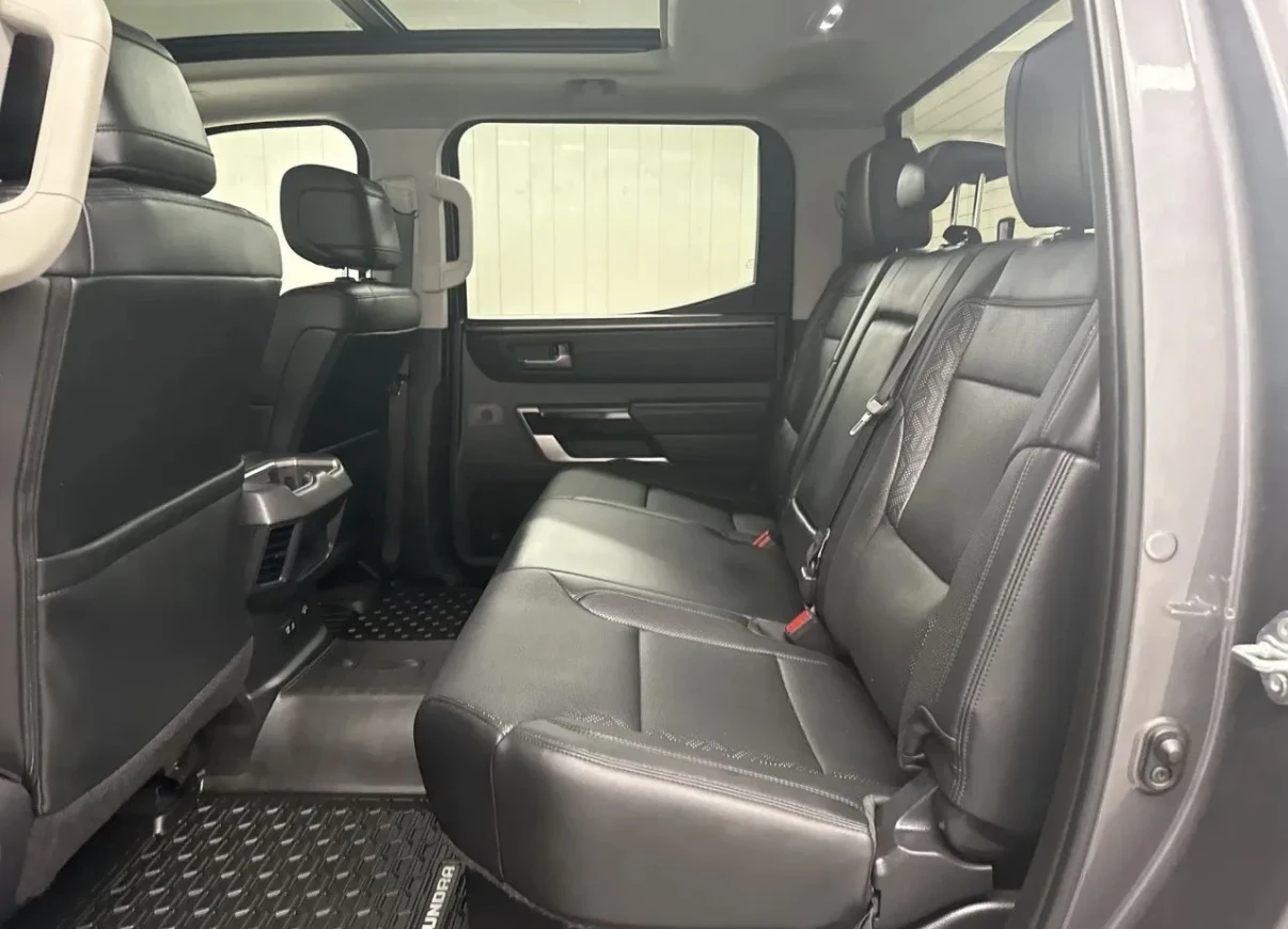 Toyota Tundra LIMITED * AWD * CREWMAX * CARFAX * , снимка 5 - Автомобили и джипове - 55403980