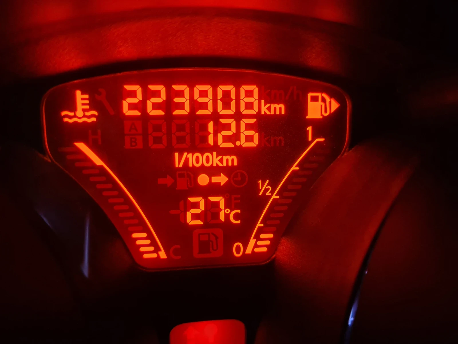 Nissan Juke 1.6i 16V 190p.s CH / EVRO 6B  | Mobile.bg � ����������� 15