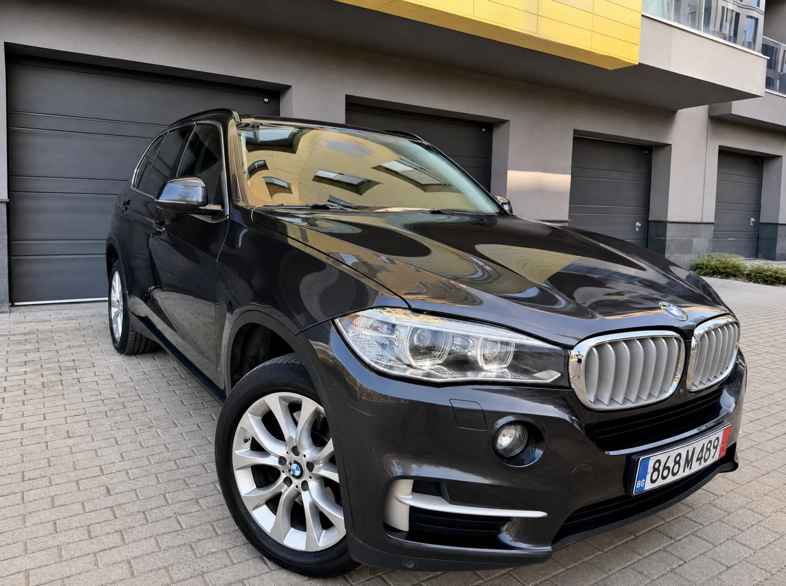 BMW X5 40d/HarmanCardon/360* /Адапт.Окачване/Комфорт сало, снимка 3 - Автомобили и джипове - 55890229