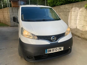  Nissan NV200