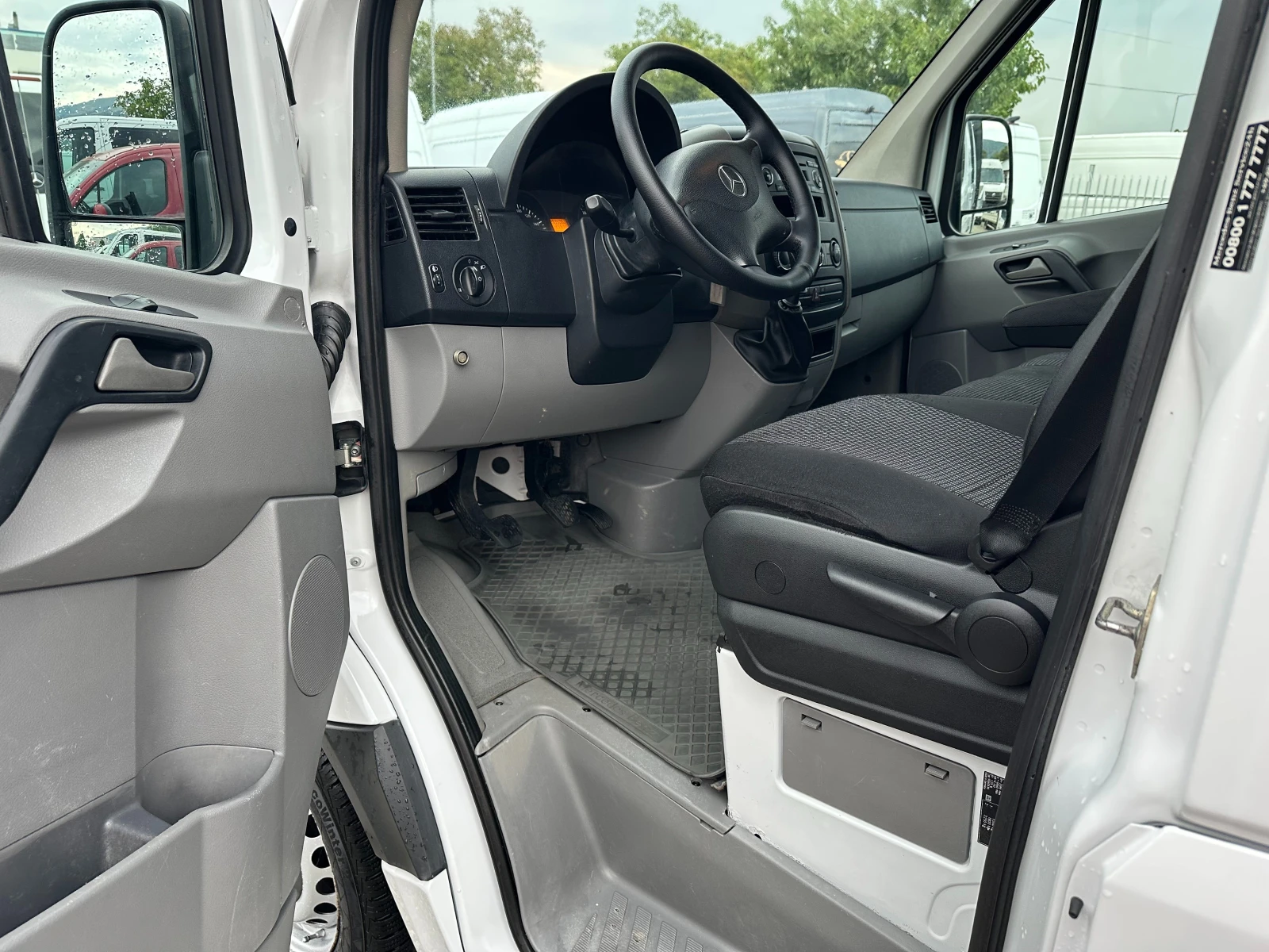 Mercedes-Benz Sprinter 311 maxi / klima / 7места - изображение 6