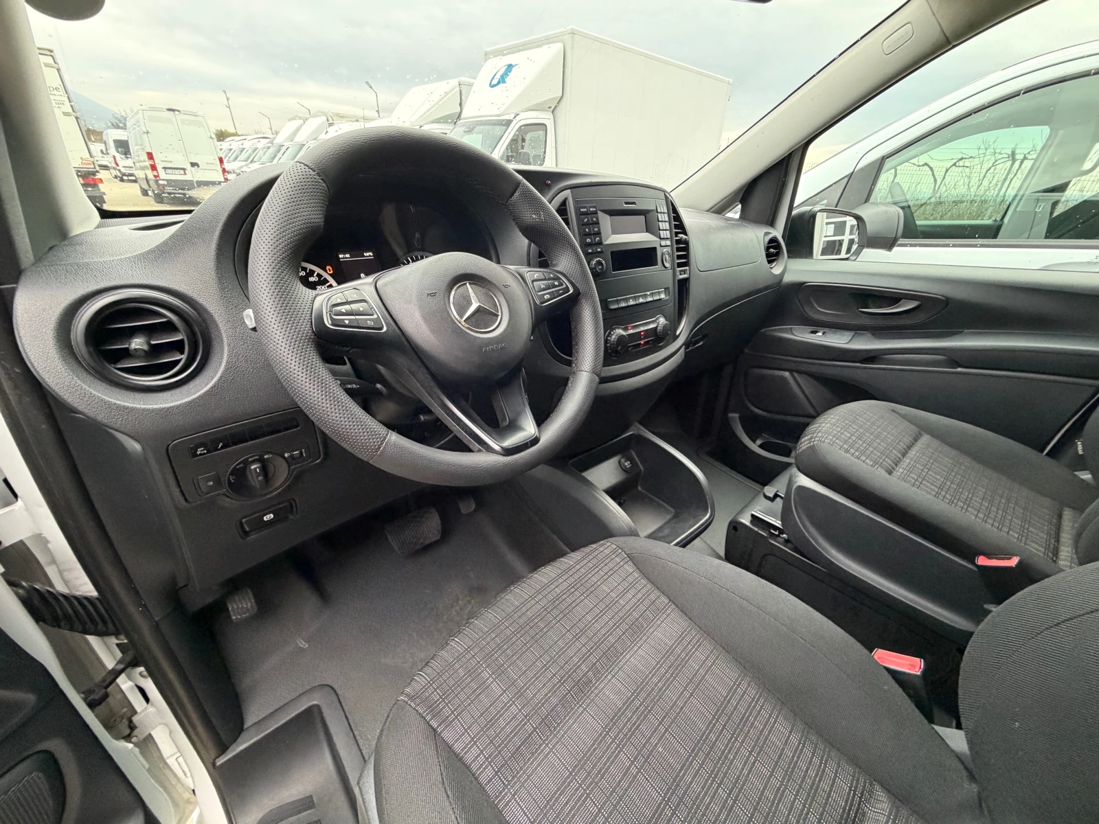 Mercedes-Benz Vito 114-TOURER!3-Броя!9-МЕСТЕН!FULL!ТОП!, снимка 17 - Бусове и автобуси - 53685214