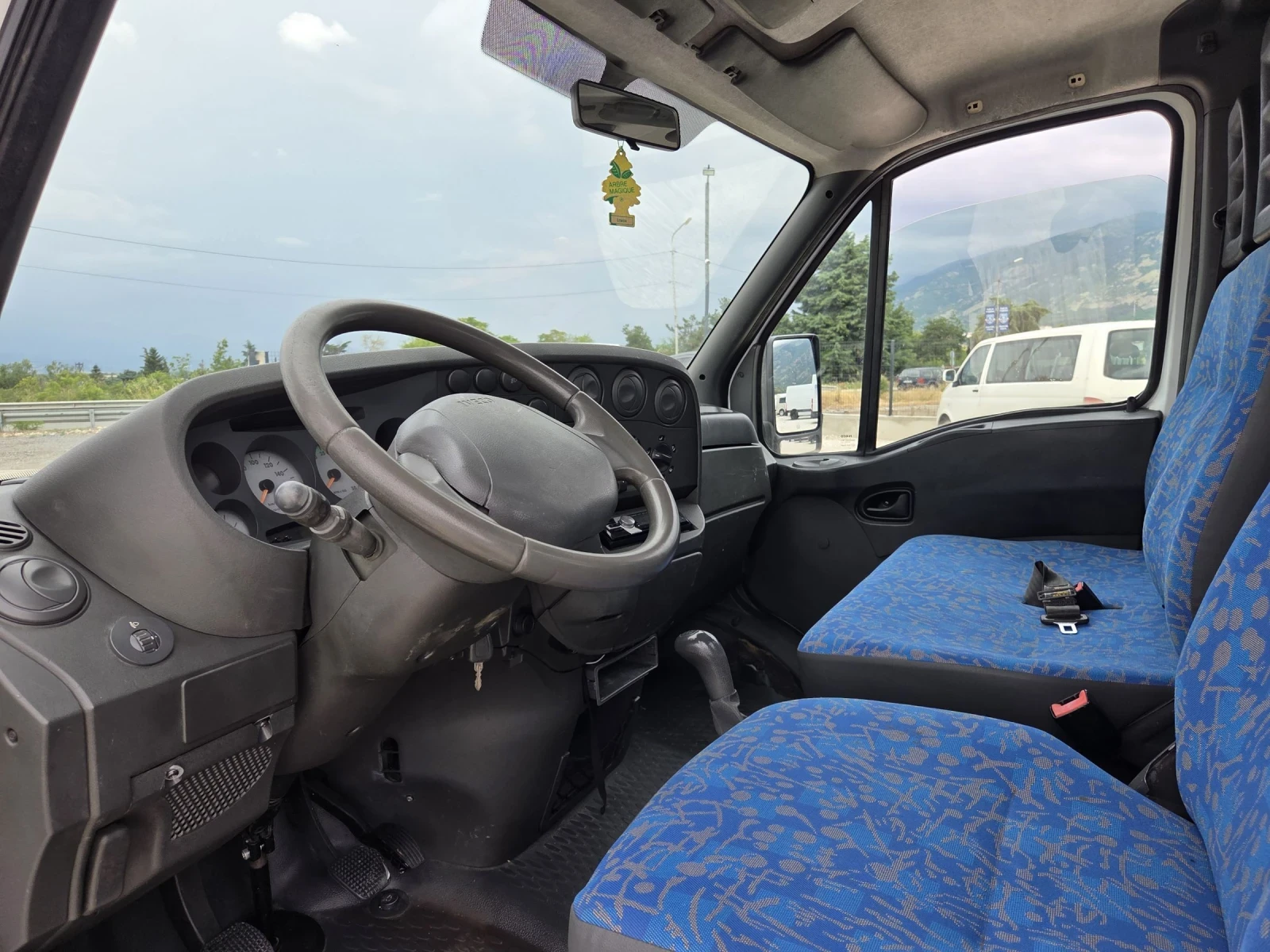 Iveco Daily Италия 4.40м, снимка 8 - Бусове и автобуси - 54942048