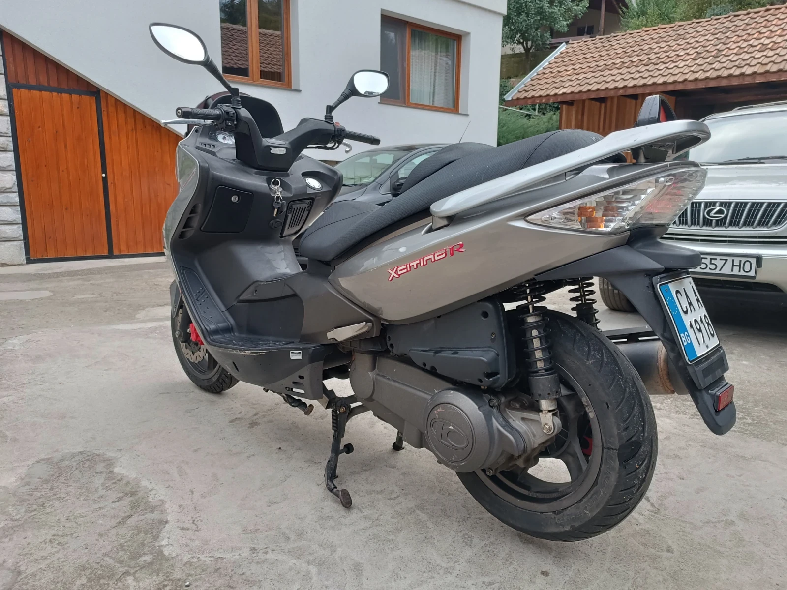 Kymco Xciting 300i R - изображение 4