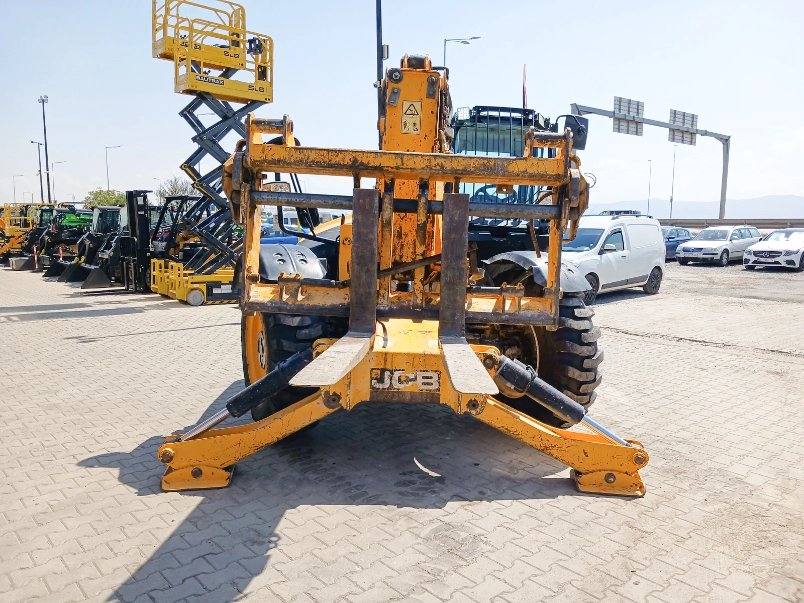 ������������ �������� JCB 540-140 | Mobile.bg � ����������� 4