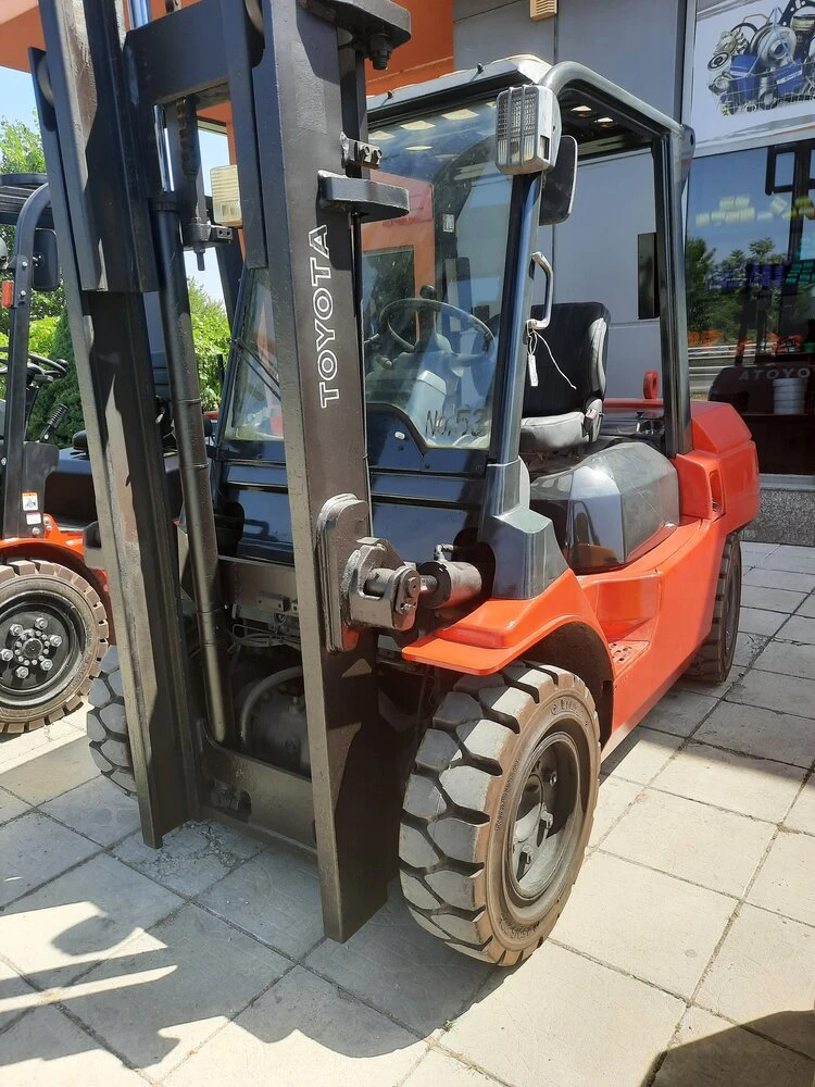 Мотокар Toyota ЛИЗИНГ, снимка 2 - Индустриална техника - 52719072