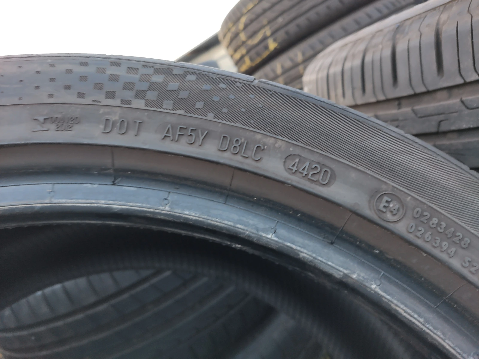 Гуми Летни 275/35R20, снимка 9 - Гуми и джанти - 54731200