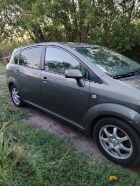 Toyota Corolla verso, снимка 2