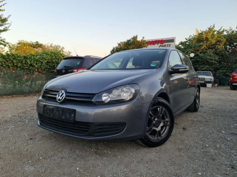 VW Golf КАТО НОВА, снимка 2 - Автомобили и джипове - 47297569