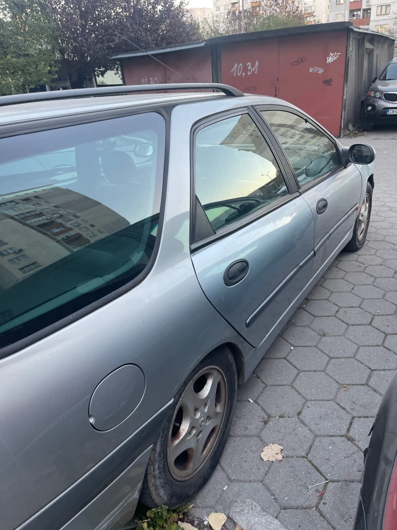 Renault Laguna, снимка 6 - Автомобили и джипове - 47972608