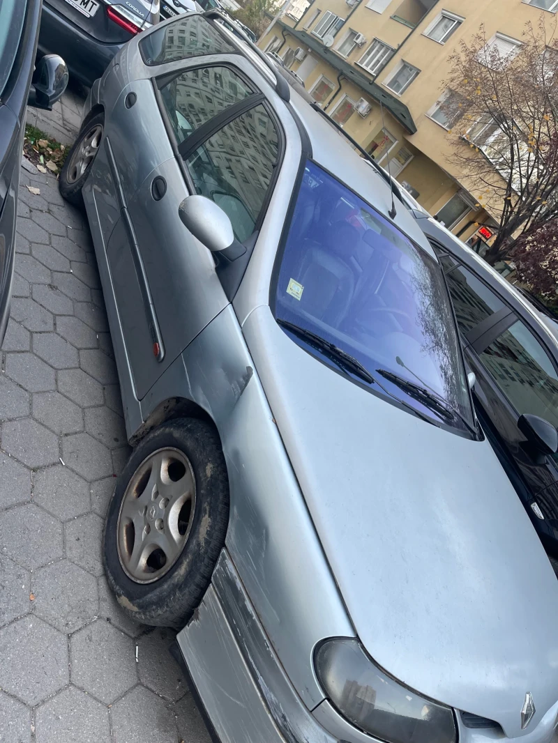 Renault Laguna, снимка 3 - Автомобили и джипове - 47972608