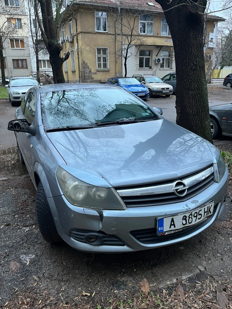 Opel Astra GTC, снимка 1 - Автомобили и джипове - 48470368