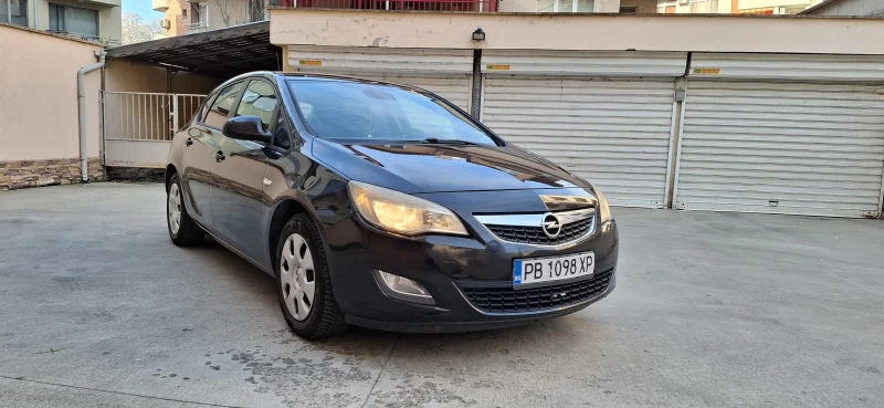 Opel Astra 1.7 cdti 110 k, снимка 3 - Автомобили и джипове - 48571461