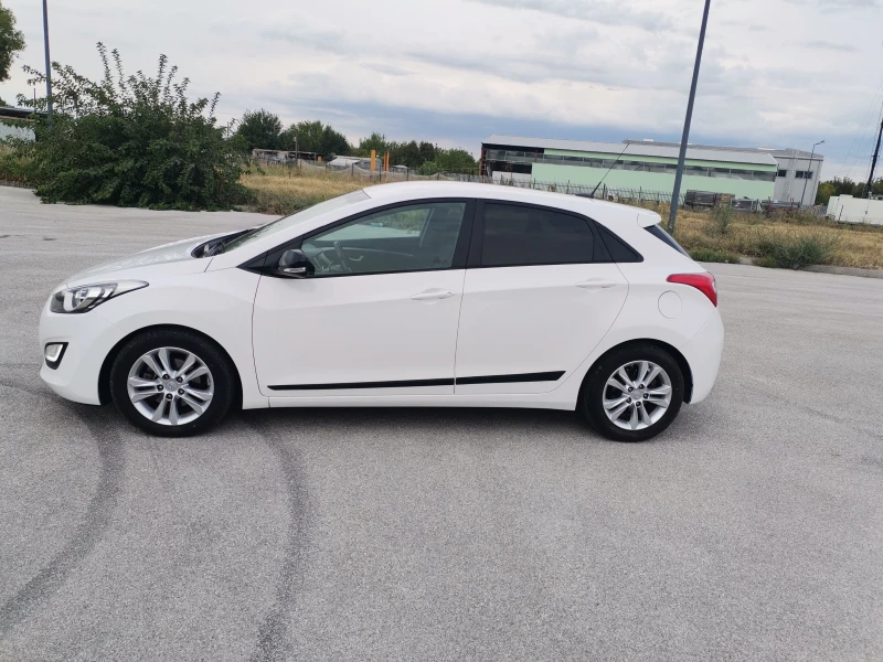 Hyundai I30 1.6, снимка 4 - Автомобили и джипове - 48714919