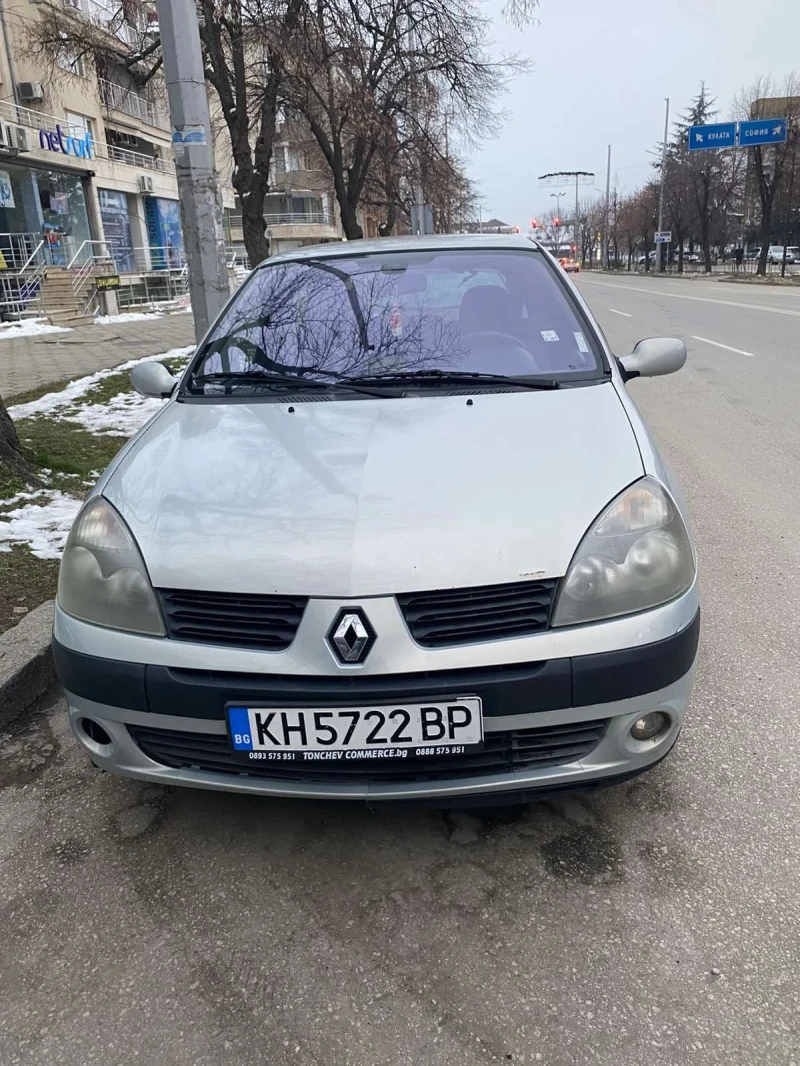 Renault Clio, снимка 2 - Автомобили и джипове - 48765672