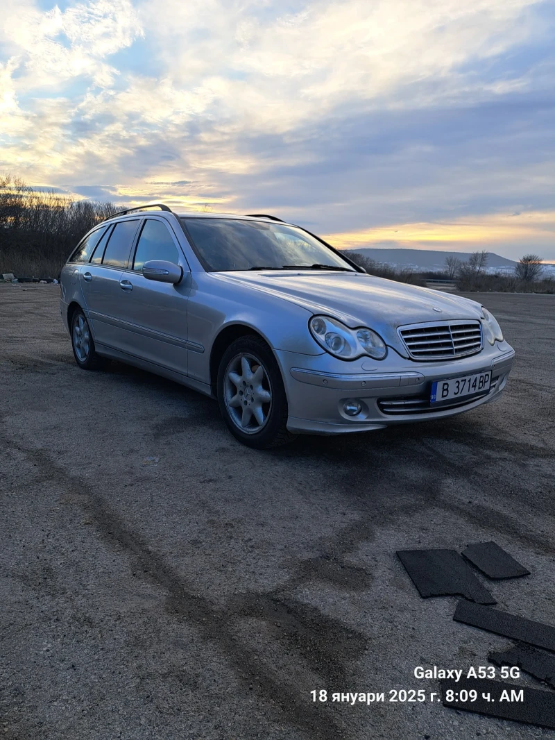 Mercedes-Benz C 320 C320 4 MATIC, снимка 4 - Автомобили и джипове - 48774587